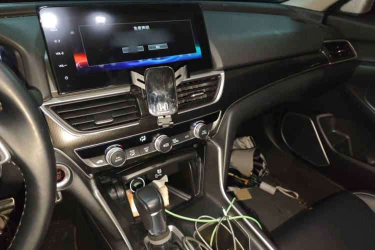 Used Honda Accord 2022 260TURBO Phantom Night · Prestige Edition Audio And AC Panel