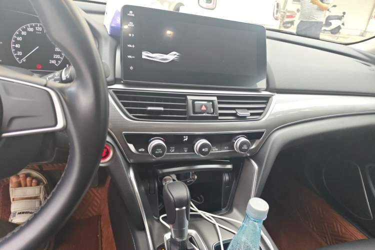 Used Honda Accord 2022 260TURBO Luxury Edition Audio And AC Panel