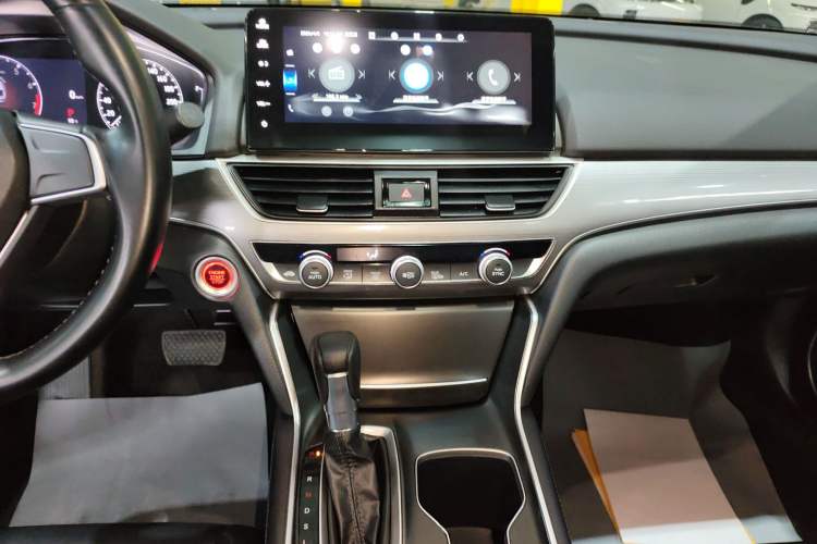 Used Honda Accord 2022 260TURBO Luxury Edition Audio And AC Panel