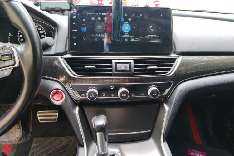 Used Honda Accord 2022 260TURBO Phantom Night · Prestige Edition Audio And AC Panel