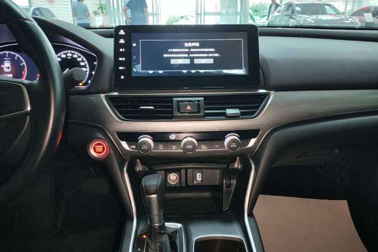 Used Honda Accord 2022 260TURBO Luxury Edition Audio And AC Panel