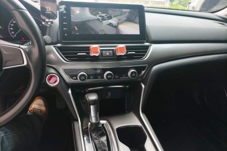 Used Honda Accord 2022 260TURBO Luxury Edition Audio And AC Panel