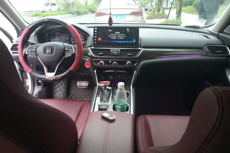 Used Honda Accord 2022 260TURBO Phantom Night · Prestige Edition Center Console