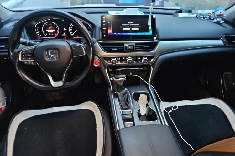 Used Honda Accord 2022 260TURBO Luxury Edition Center Console