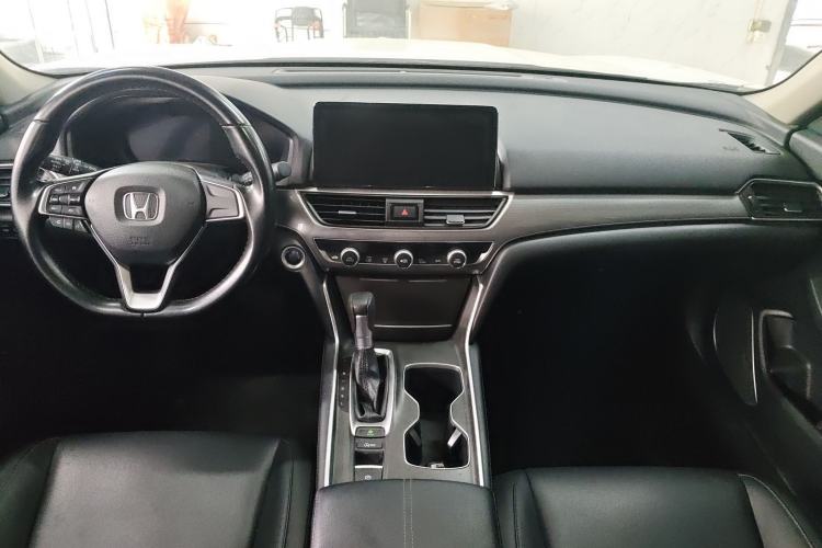 Used Honda Accord 2022 260TURBO Luxury Edition Center Console