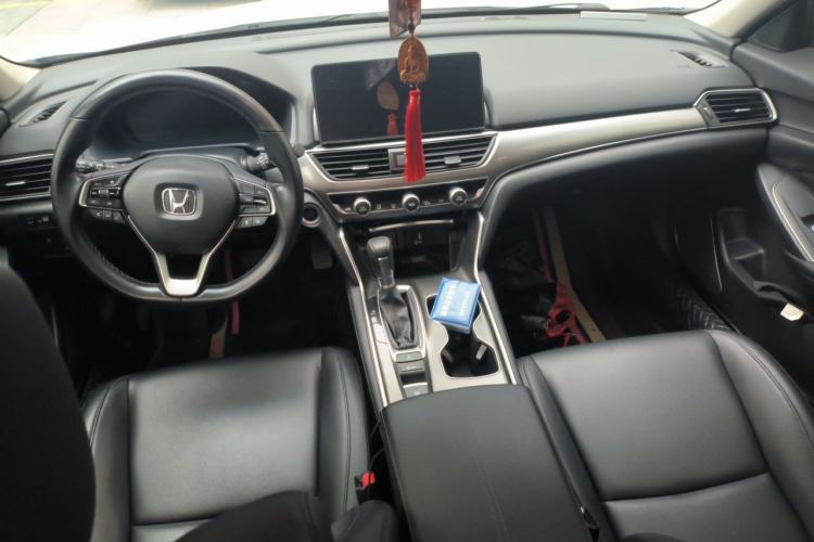 Used Honda Accord 2022 260TURBO Luxury Edition Center Console