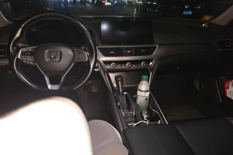 Used Honda Accord 2022 260TURBO Luxury Edition Center Console