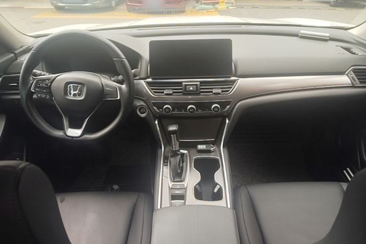 Used Honda Accord 2022 260TURBO Luxury Edition Center Console