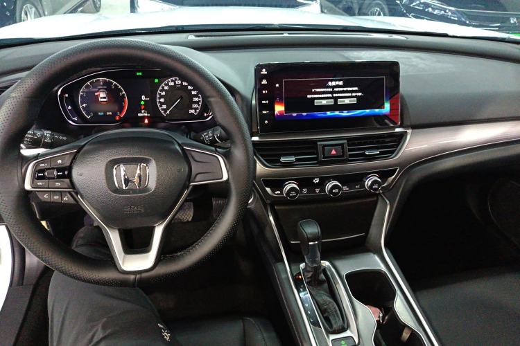 Used Honda Accord 2022 260TURBO Luxury Edition Center Console