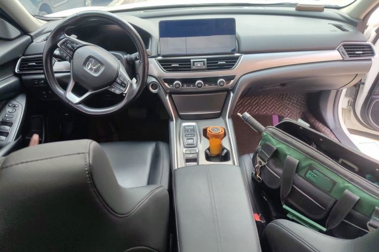 Used Honda Accord 2022 Xing·Hybrid 2.0L Xingling Version Center Console