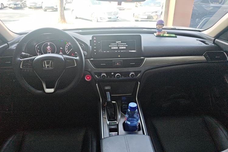 Used Honda Accord 2022 260TURBO Luxury Edition Center Console