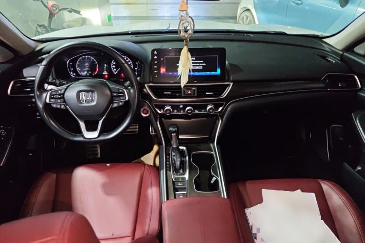 Used Honda Accord 2022 260TURBO Phantom Night · Prestige Edition Center Console