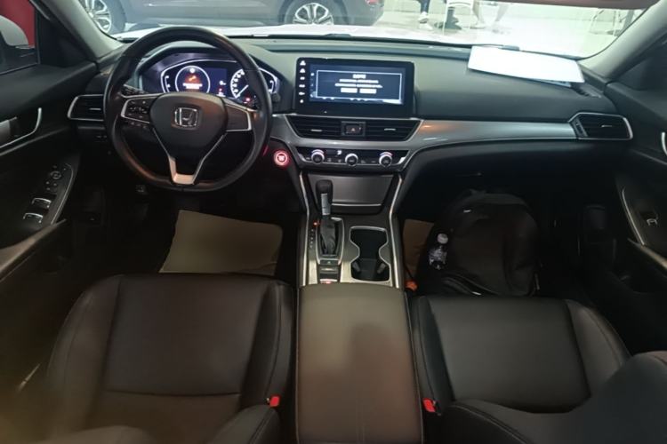Used Honda Accord 2022 260TURBO Luxury Edition Center Console