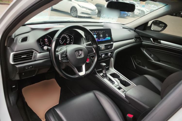Used Honda Accord 2022 260TURBO Luxury Edition Center Console