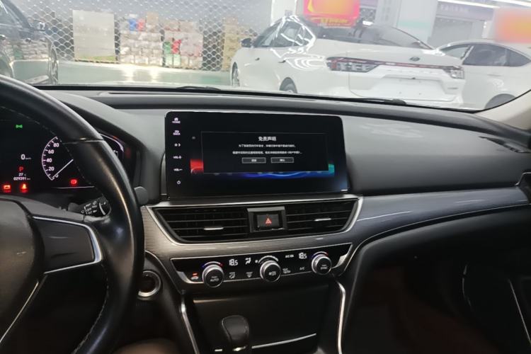 Used Honda Accord 2022 260TURBO Luxury Edition Center Console
