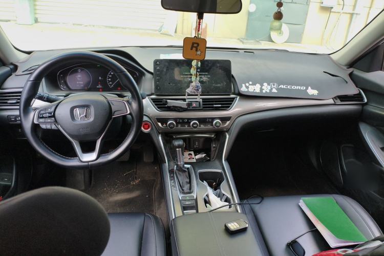 Used Honda Accord 2022 260TURBO Luxury Edition Center Console