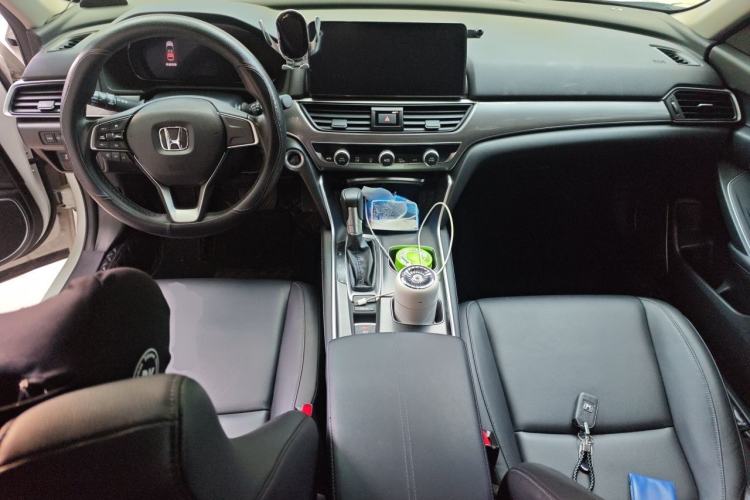 Used Honda Accord 2022 260TURBO Luxury Edition Center Console