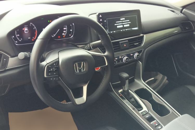 Used Honda Accord 2022 260TURBO Luxury Edition Center Console