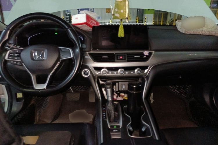 Used Honda Accord 2022 260TURBO Comfort Version Center Console