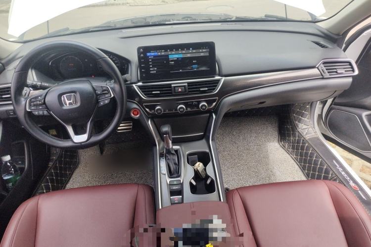 Used Honda Accord 2022 260TURBO Phantom Night · Prestige Edition Center Console
