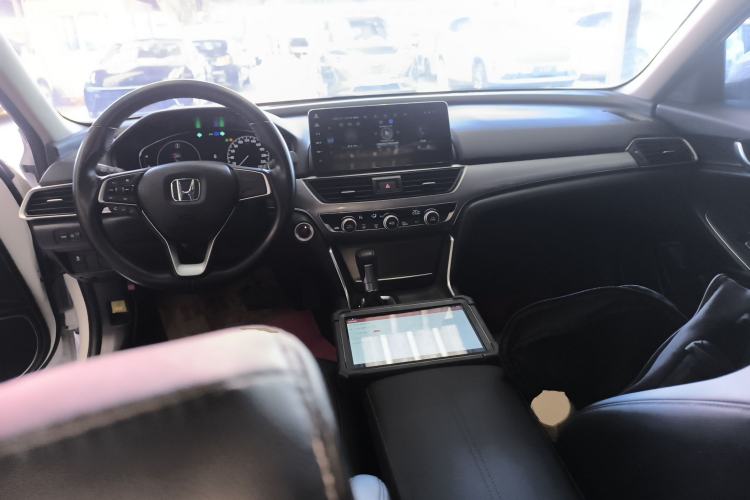 Used Honda Accord 2022 260TURBO Luxury Edition Center Console