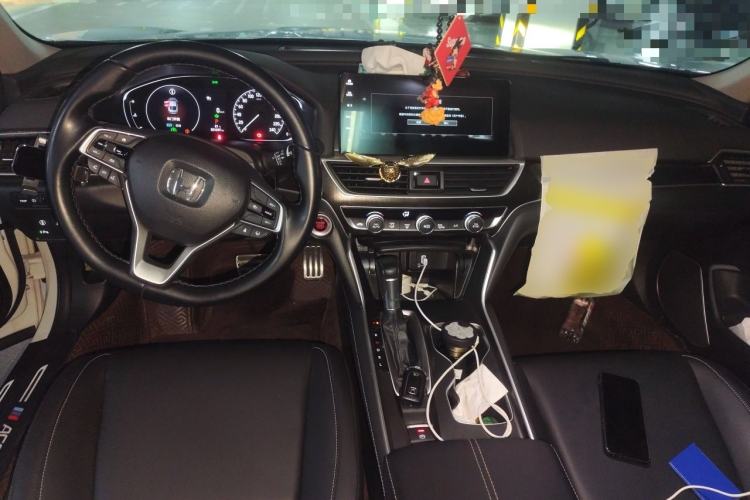 Used Honda Accord 2022 260TURBO Phantom Night · Prestige Edition Center Console