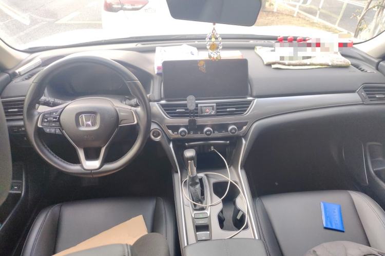 Used Honda Accord 2022 260TURBO Luxury Edition Center Console