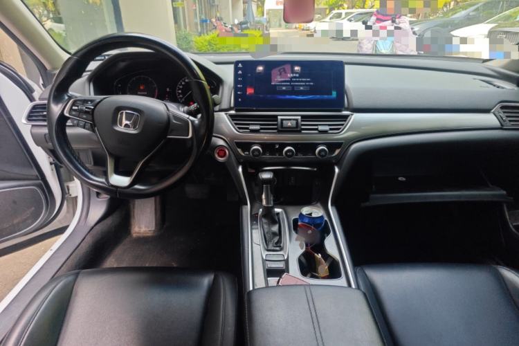 Used Honda Accord 2022 260TURBO Luxury Edition Center Console