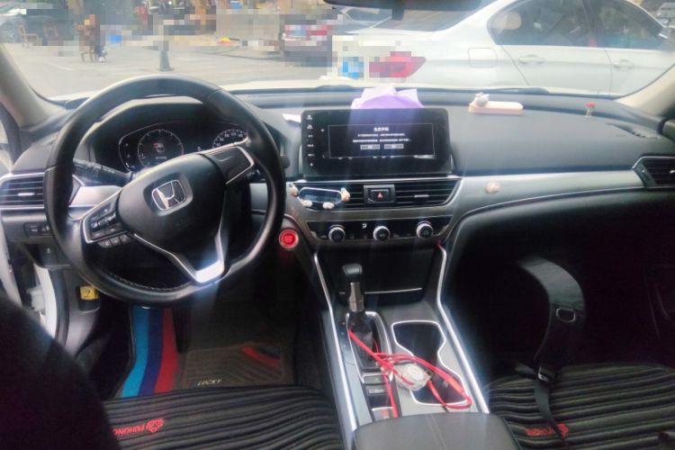 Used Honda Accord 2022 260TURBO Luxury Edition Center Console