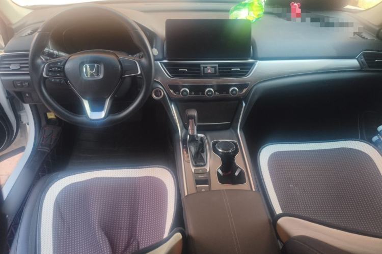Used Honda Accord 2022 260TURBO Luxury Edition Center Console