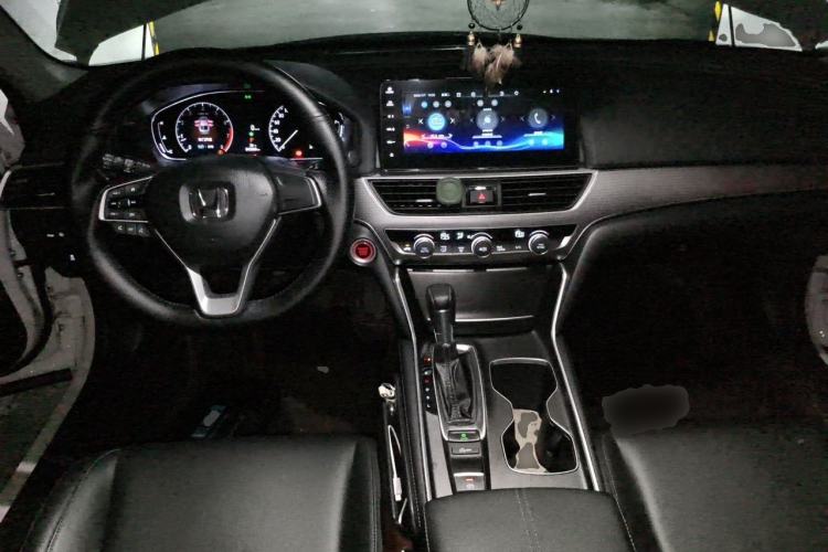 Used Honda Accord 2022 260TURBO Luxury Edition Center Console