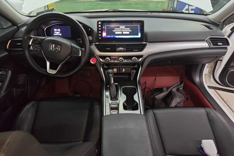 Used Honda Accord 2022 260TURBO Luxury Edition Center Console