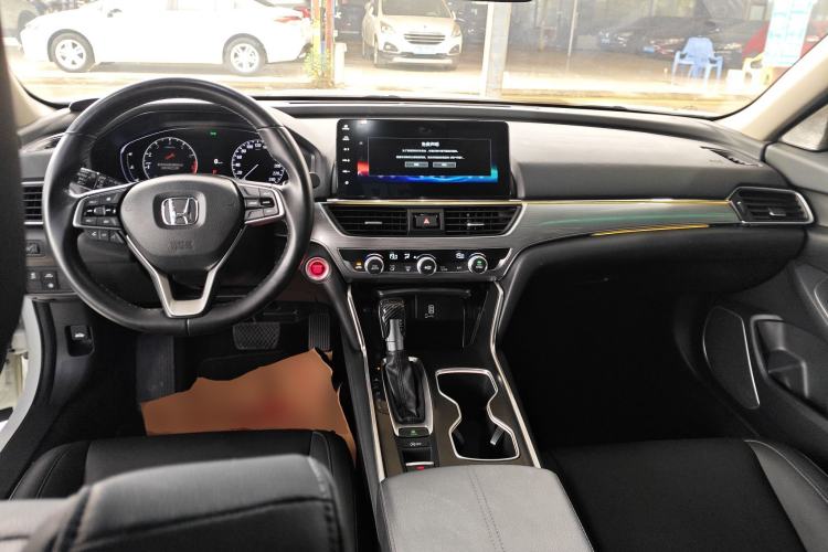 Used Honda Accord 2022 260TURBO Luxury Edition Center Console