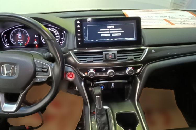Used Honda Accord 2022 260TURBO Phantom Night · Prestige Edition Center Console