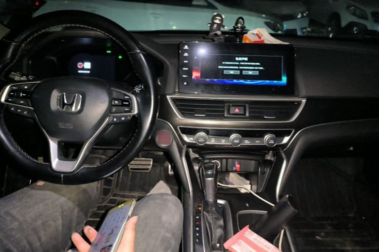 Used Honda Accord 2022 260TURBO Phantom Night · Prestige Edition Center Console