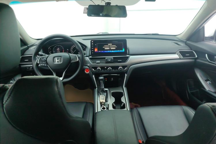 Used Honda Accord 2022 260TURBO Luxury Edition Center Console