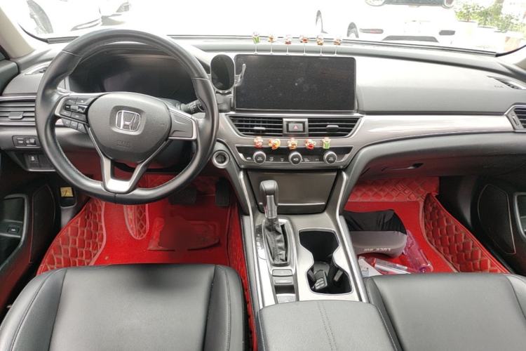 Used Honda Accord 2022 260TURBO Luxury Edition Center Console