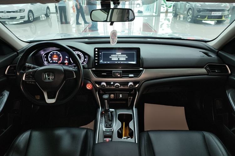 Used Honda Accord 2022 260TURBO Luxury Edition Center Console