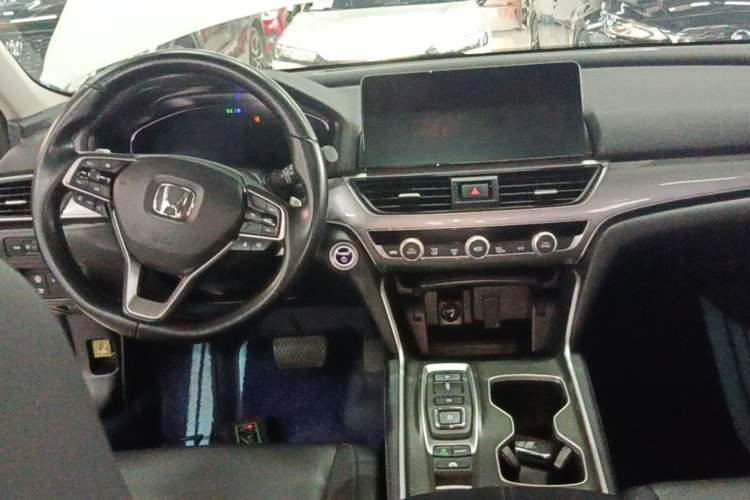 Used Honda Accord 2022 Xing·Hybrid 2.0L Xingling Version Center Console