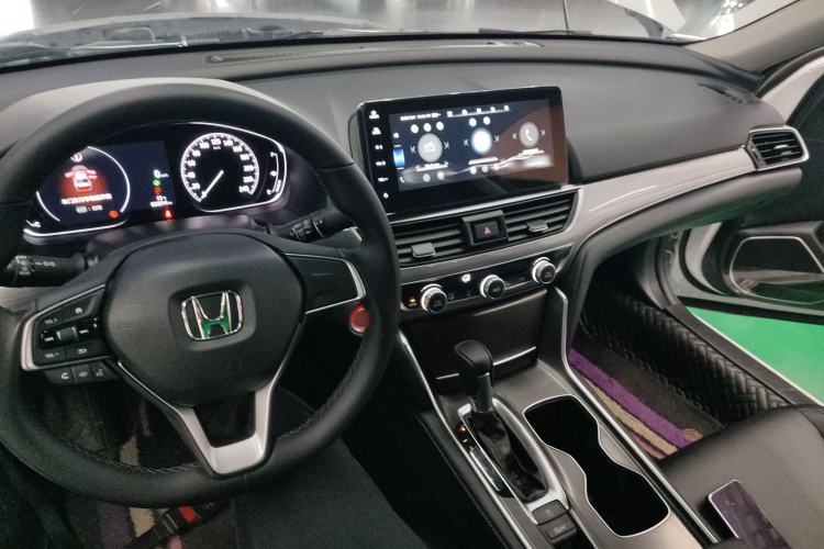Used Honda Accord 2022 260TURBO Luxury Edition Center Console