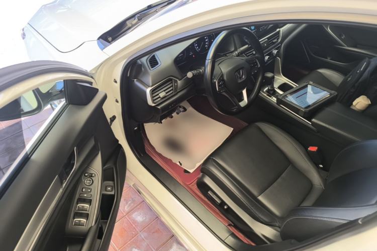 Used Honda Accord 2022 260TURBO Luxury Edition Driver Seat