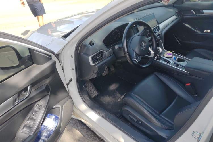Used Honda Accord 2022 260TURBO Luxury Edition Driver Seat