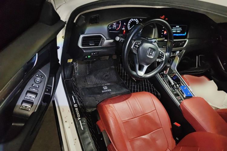Used Honda Accord 2022 260TURBO Luxury Edition Driver Seat
