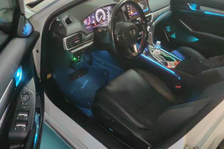 Used Honda Accord 2022 260TURBO Luxury Edition Driver Seat