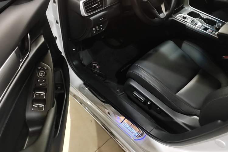 Used Honda Accord 2022 Xing·Hybrid 2.0L Xingling Version Driver Seat