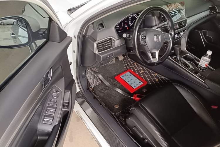 Used Honda Accord 2022 260TURBO Luxury Edition Driver Seat