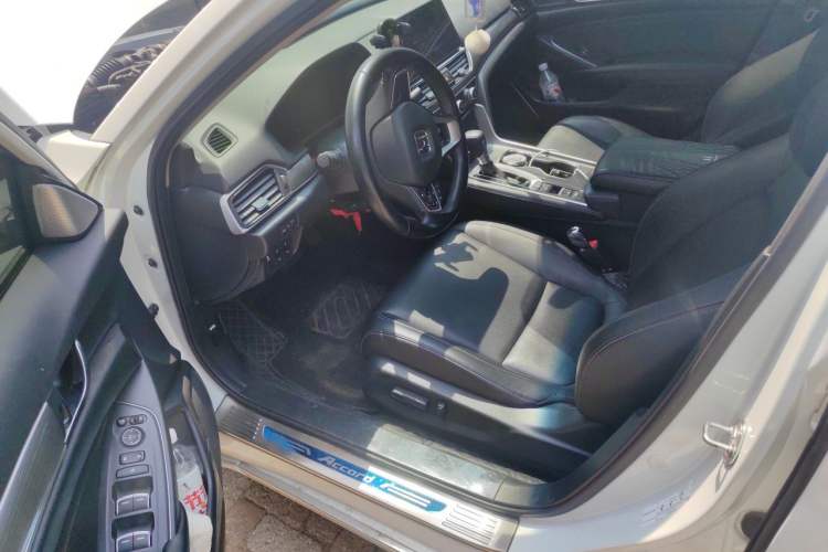 Used Honda Accord 2022 260TURBO Luxury Edition Driver Seat