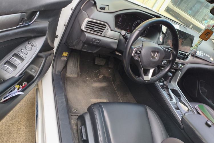 Used Honda Accord 2022 260TURBO Luxury Edition Driver Seat