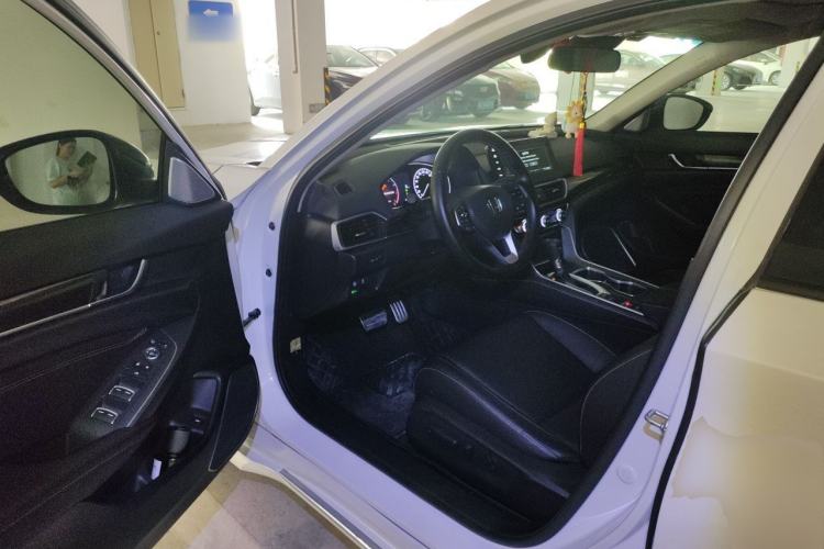 Used Honda Accord 2022 260TURBO Phantom Night · Prestige Edition Driver Seat