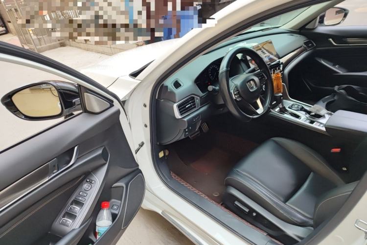 Used Honda Accord 2022 260TURBO Phantom Night · Prestige Edition Driver Seat
